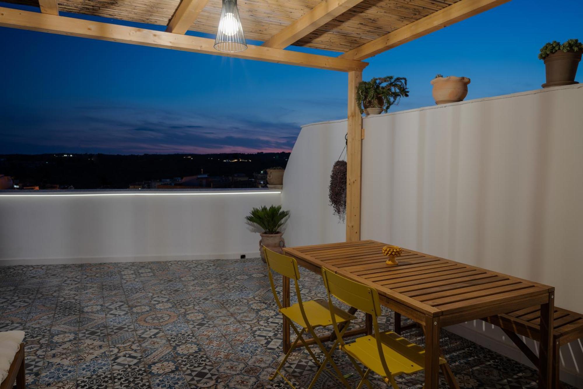דירות נוטו Vico Larzio 6 "Terrazza Sul Vico" מראה חיצוני תמונה